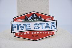 ملصق مطاط سليكوني مقصور بالموجات فوق الصوتية مع شعار الطباعة المسطحة