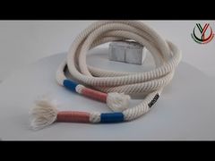 نظرة فاحصة: حبل بوليستر مسطح بطول 140 سم مطبوع عليه شعار سيليكون أسود غير لامع