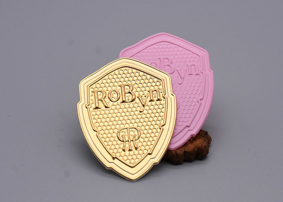 مخصص شارة TPU القابلة للتحلل صب الحرارة تنقش الشعار للملابس